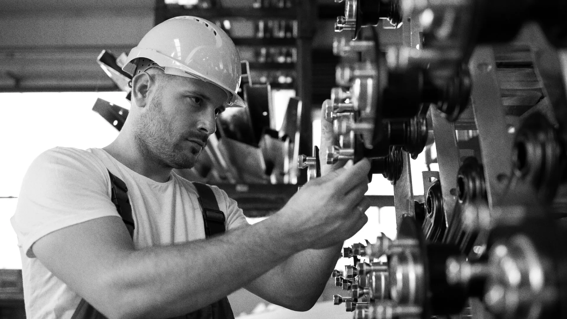 Разработка сайта для завода по продаже оборудования в Яранске