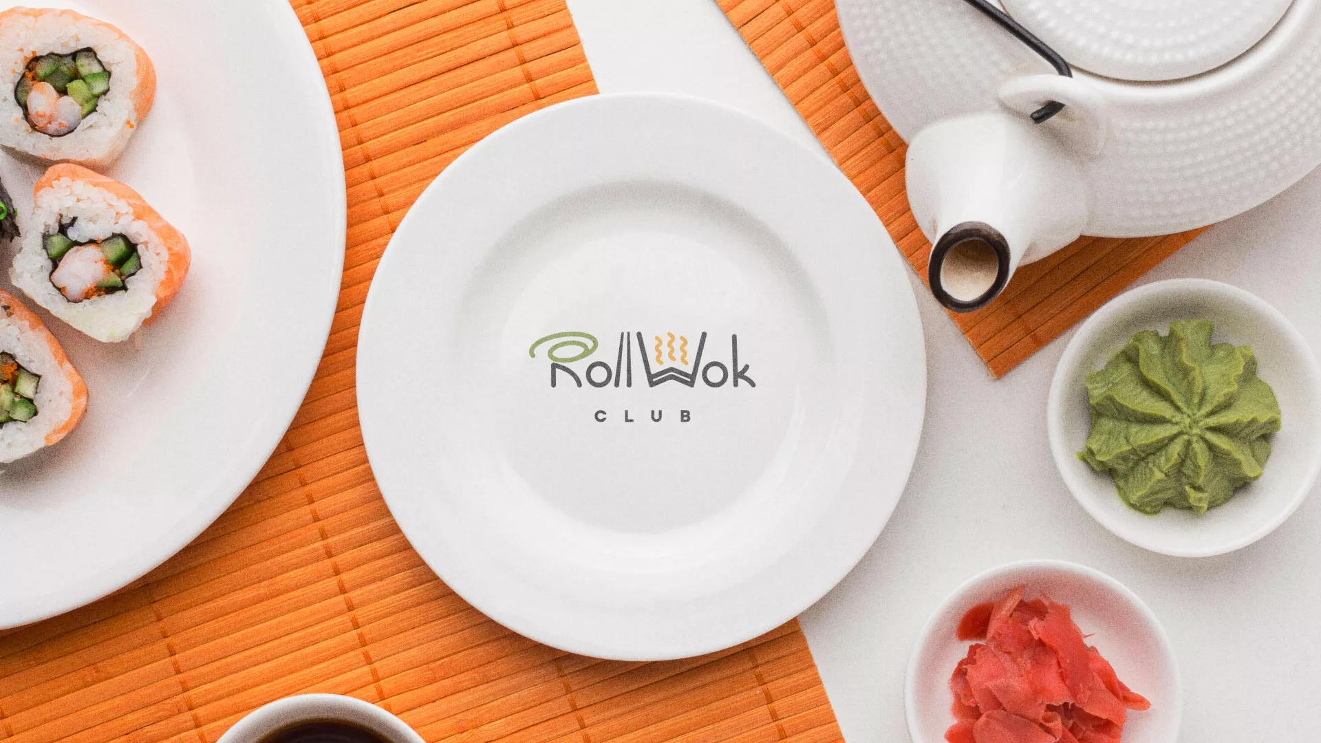 Разработка логотипа и фирменного стиля в Яранске для суши-бара «Roll Wok Club» Разработка логотипа и фирменного стиля в Яранске для суши-бара «Roll Wok Club»